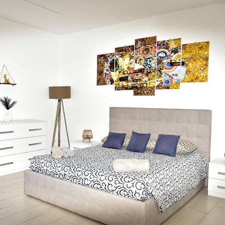 Obsidian -Centro- Wifi + Free Parking Apartman Ravenna Kültér fotó
