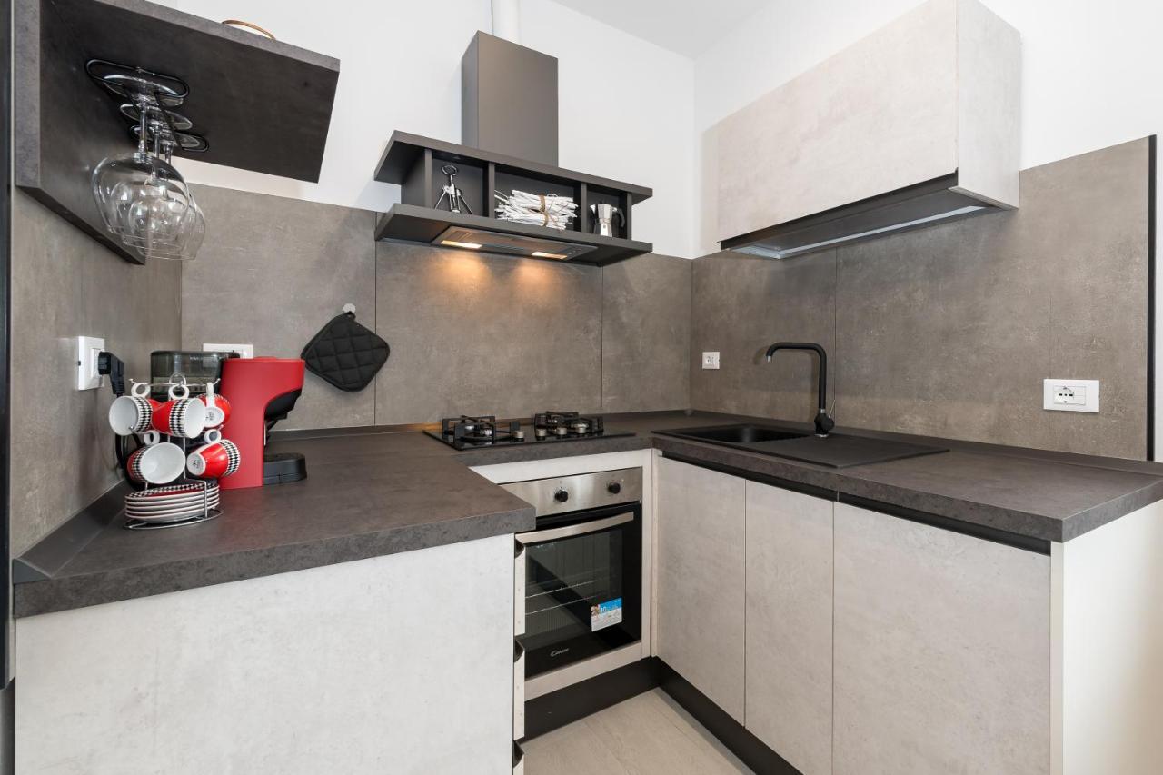 Obsidian -Centro- Wifi + Free Parking Apartman Ravenna Kültér fotó