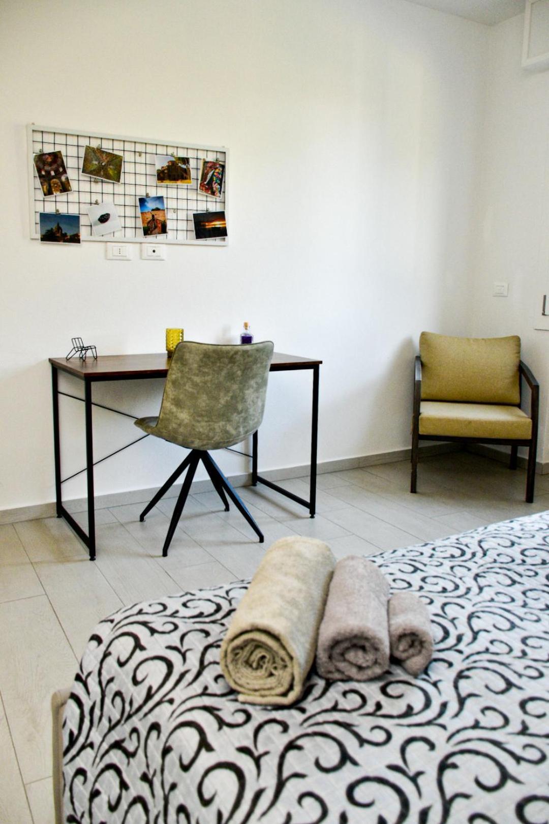 Obsidian -Centro- Wifi + Free Parking Apartman Ravenna Kültér fotó